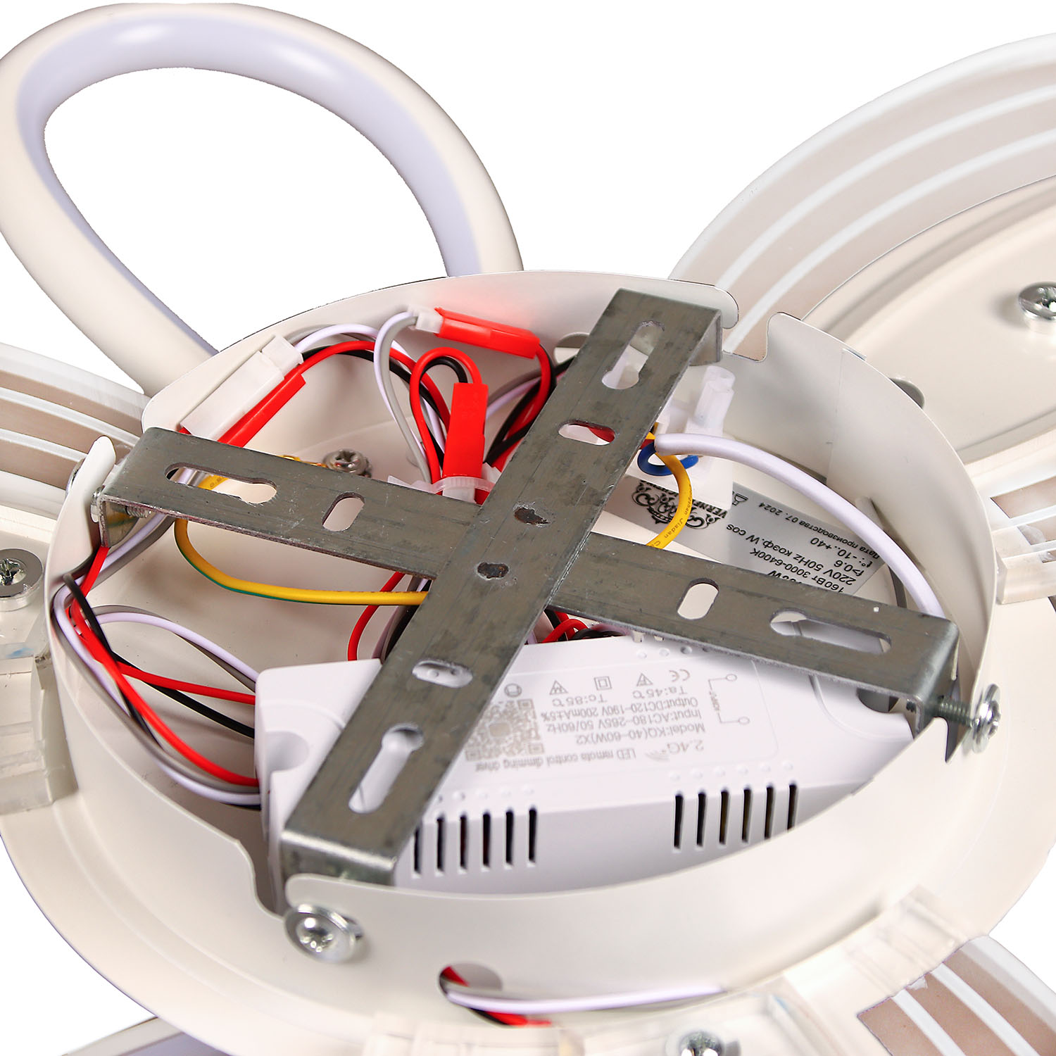 Люстра 2334/160W white 500 мм 3 реж., пульт S=25м2  VERNER LIGHTING *1 Люстра 2334/160W white 500 мм 3 реж., пульт S=25м2  VERNER LIGHTING *1