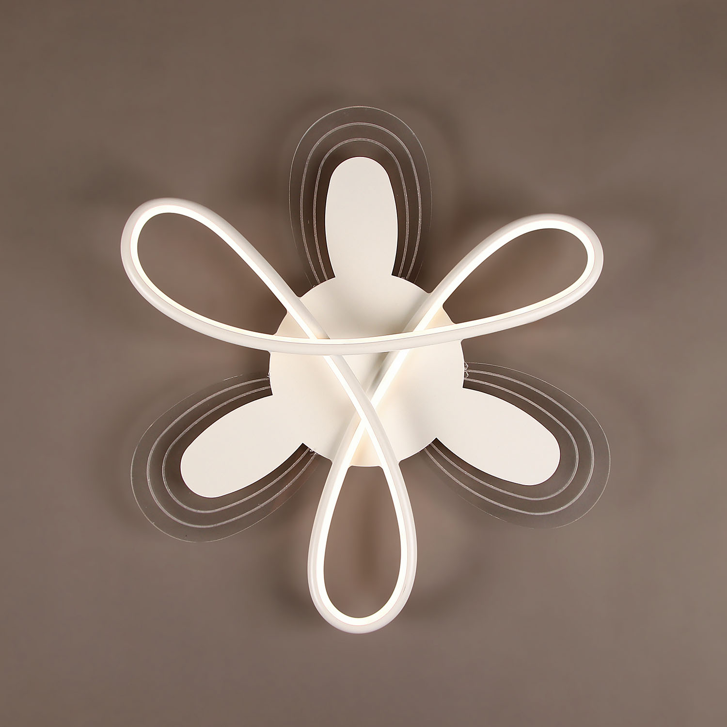 Люстра 2334/160W white 500 мм 3 реж., пульт S=25м2  VERNER LIGHTING *1 Люстра 2334/160W white 500 мм 3 реж., пульт S=25м2  VERNER LIGHTING *1