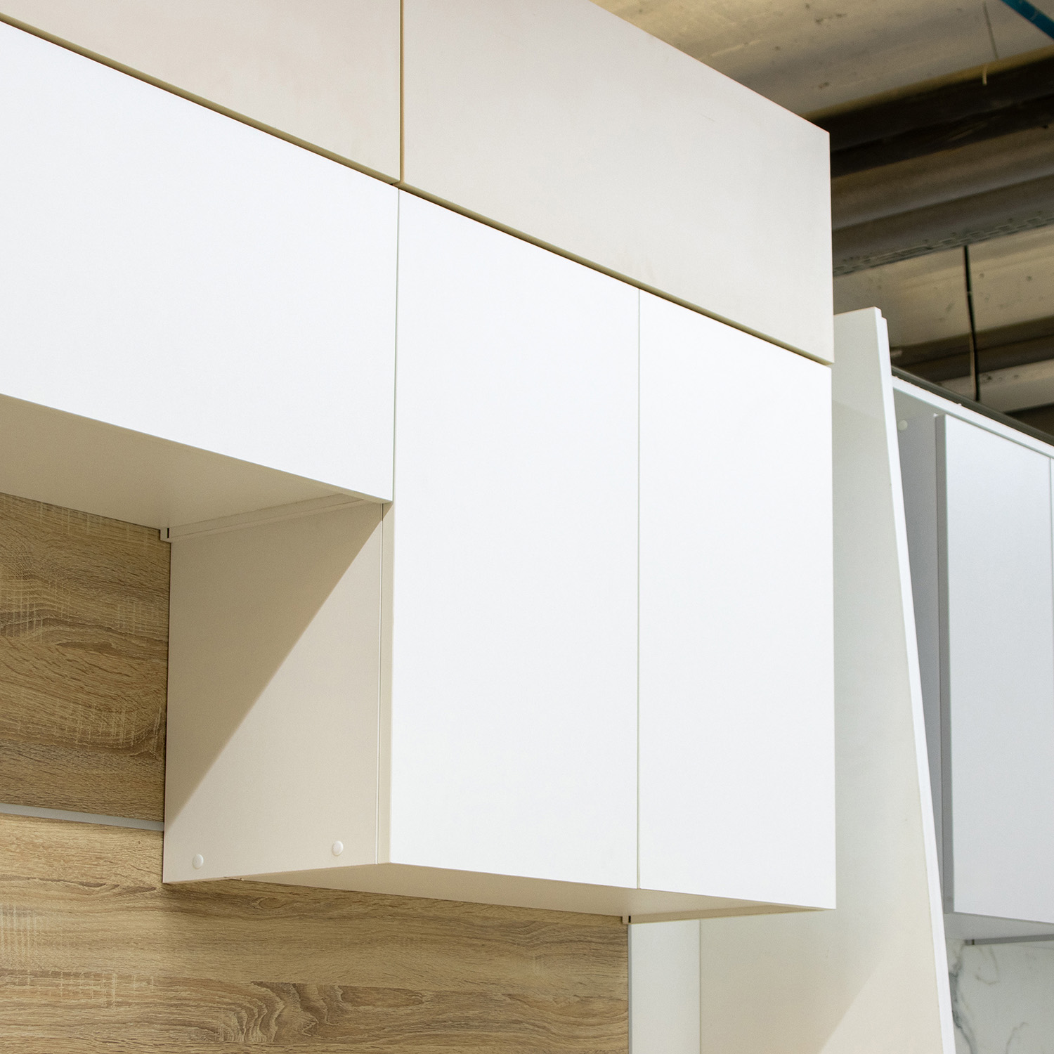 Шкаф навесной 800х676х290 мм BROZEX-WOOD Melissa, с двумя дверцами, белый