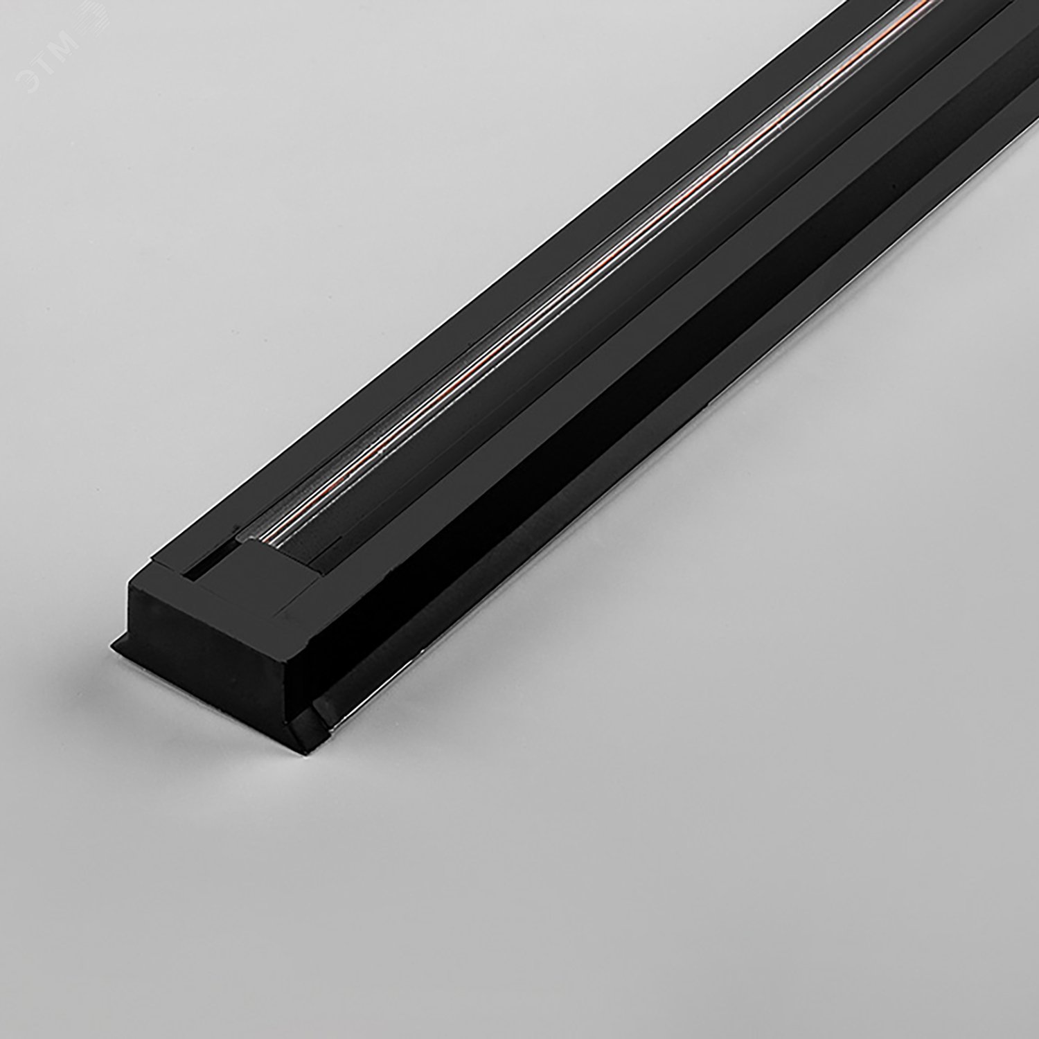 Шинопровод однофазный FERON 2метра черный 220В (в наборе токовод заглушка крепление)  *1/20 Шинопровод однофазный FERON 2метра черный 220В (в наборе токовод заглушка крепление)  *1/20