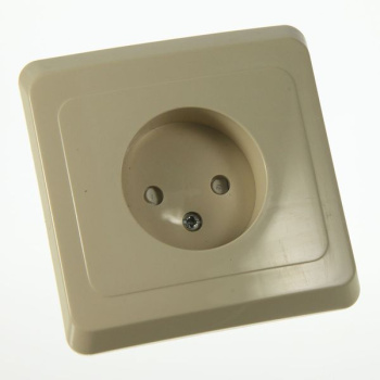 Розетка "Этюд" СП 1-мест. кремовая с з/шт РС16-002 *1/20